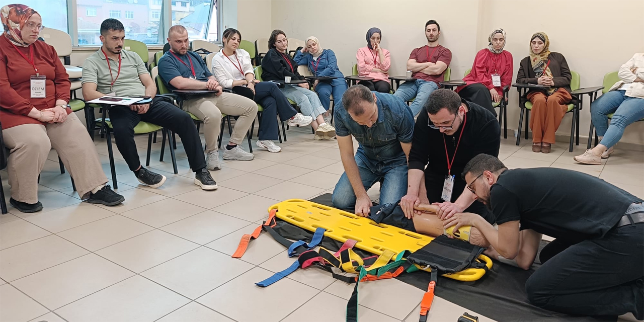 Rize’de acil sağlık personeli için ÇİLYAD Eğitimi