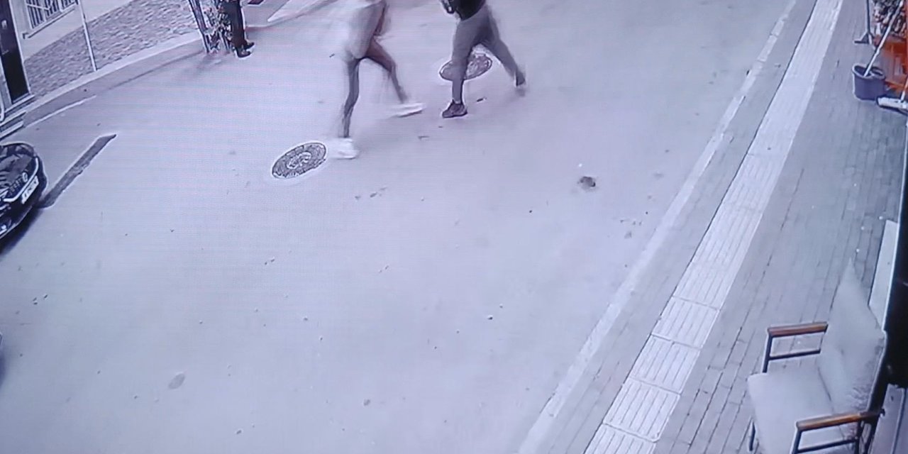 Kavgayı Ayırdığı İçin Bıçaklanmıştı; Kurtarılamadı