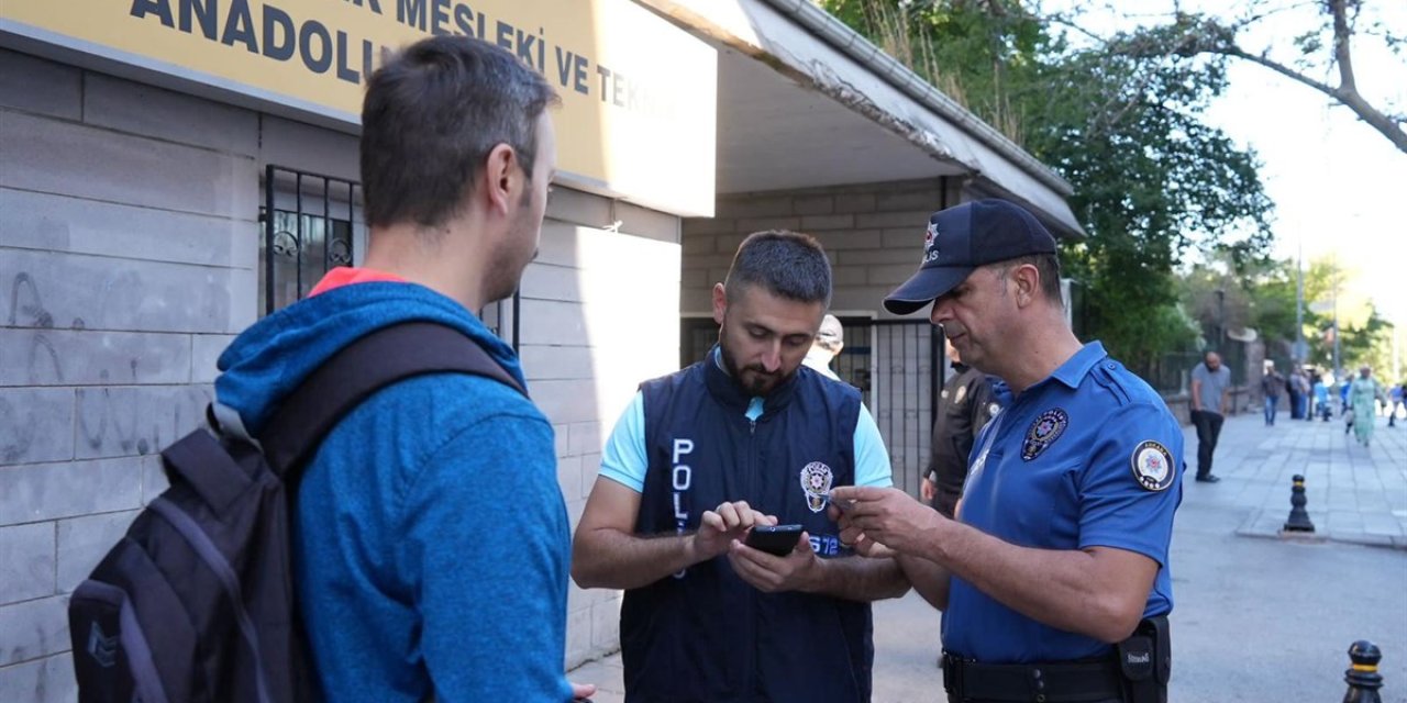 81 İlde Okul Çevreleri Ve Servis Araçlarına Denetim
