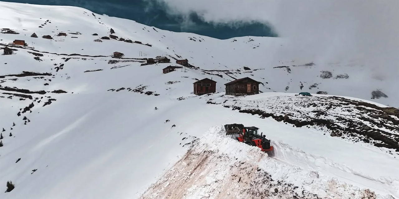 Rize'de Mayıs sonunda Kış geri döndü