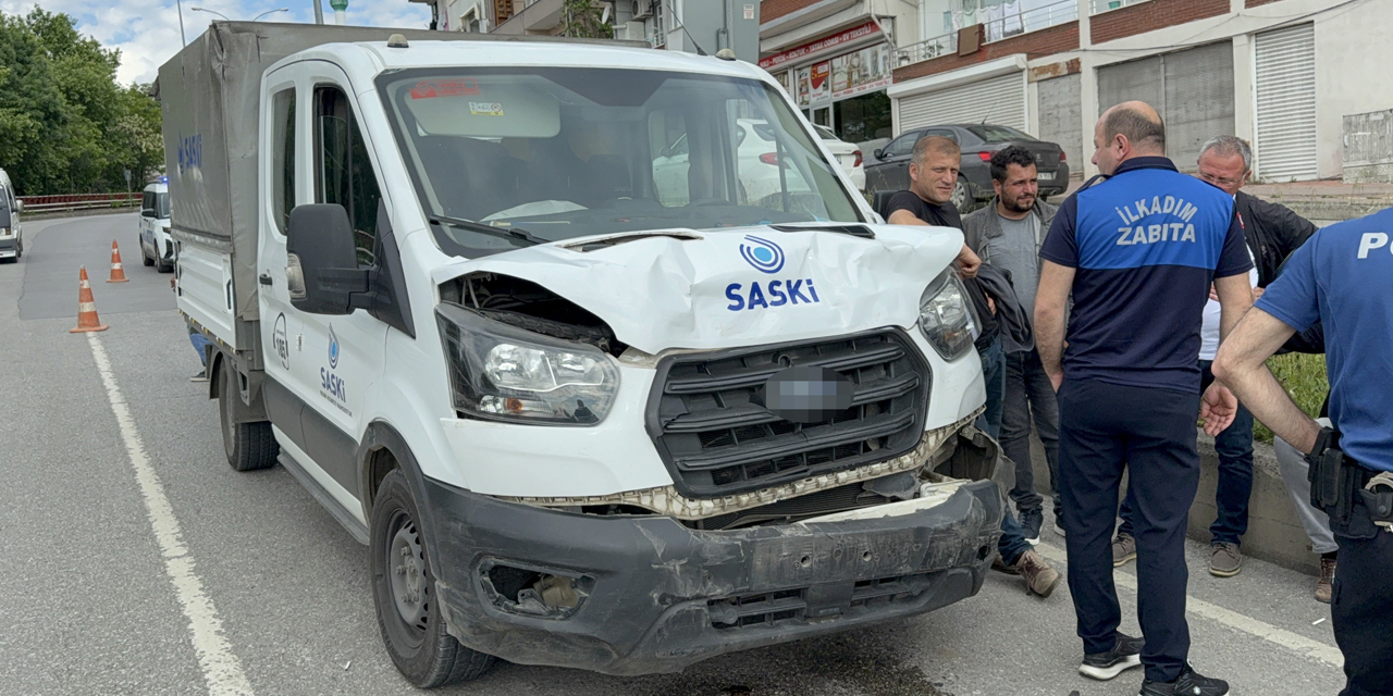 Kamyonet otomobile çarptı: 1 yaralı