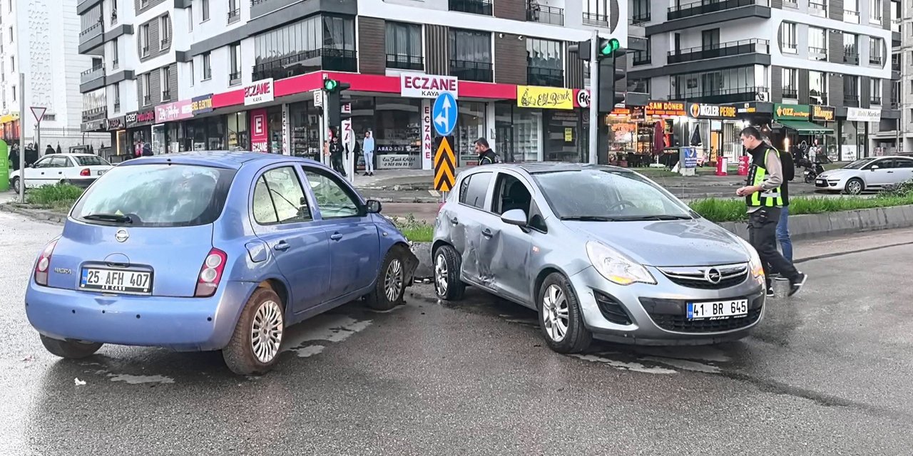 Erzurum'da zincirleme trafik kazası: 1 yaralı