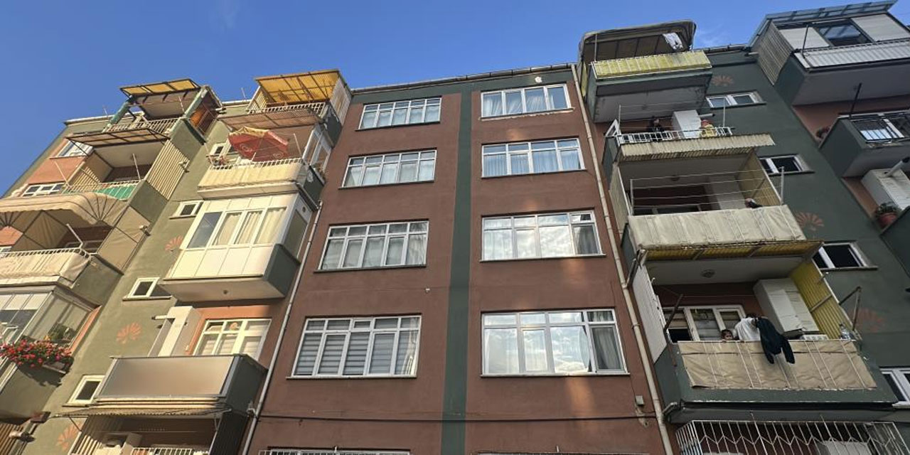 Samsun'da 5. kattan düşen 1,5 yaşındaki çocuk hayatını kaybetti