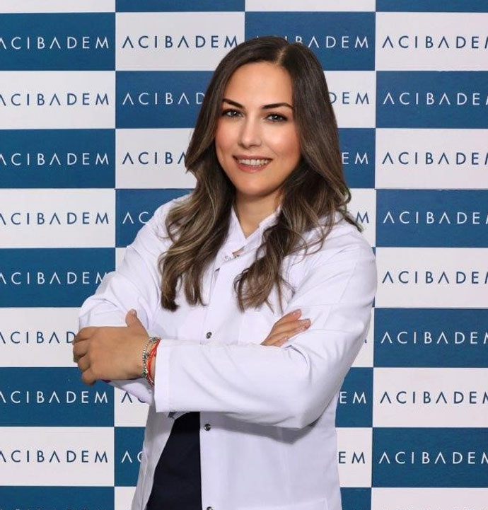 Uzmanından uyarı: "Yazın en büyük hata su yerine çay ve kahve içmek"