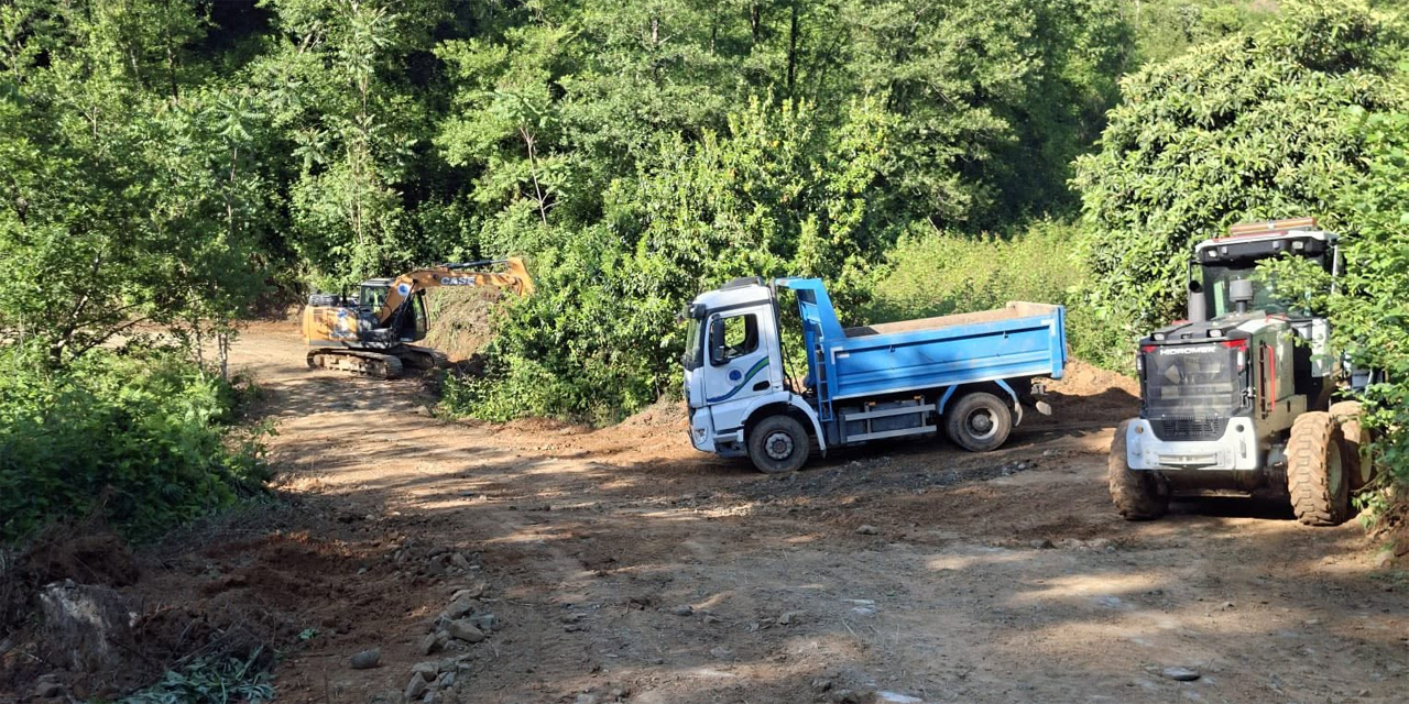 İyidere’de Arazi Yolları yenileniyor