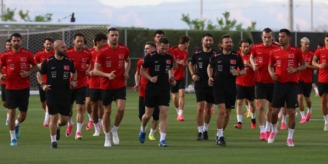 A Milli Futbol Takımı’nda Paraguay maçının hazırlıkları başladı