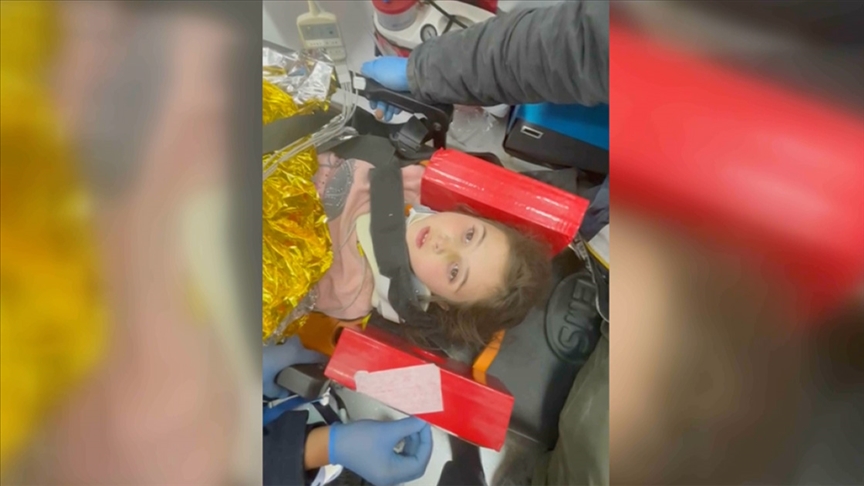 Enkazdan çıkınca ilk isteği "sarı kola" oldu