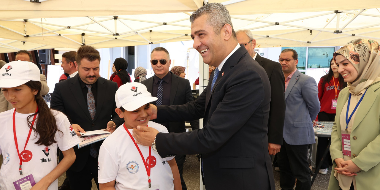 Bilim Fuarları Festivali Erzurum’da büyük bir coşkuyla gerçekleştirildi