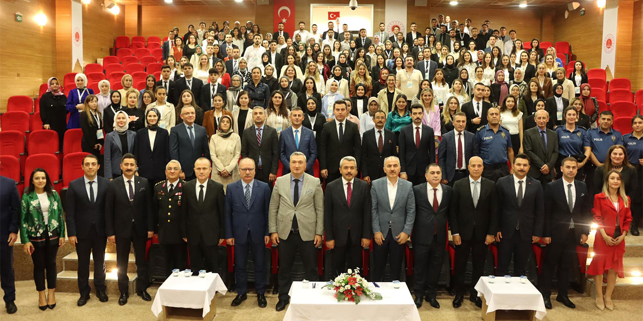 Rize'de, 2023 Yılı 1.Grup Yeni Atanan Zabıt Katipleri Hizmet İçi Eğitim Programı Açılış Töreni Düzenlendi