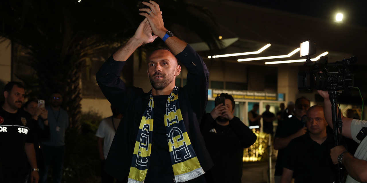 Fenerbahçe'nin yeni transferi Vedat Muriqi İstanbul'a geldi