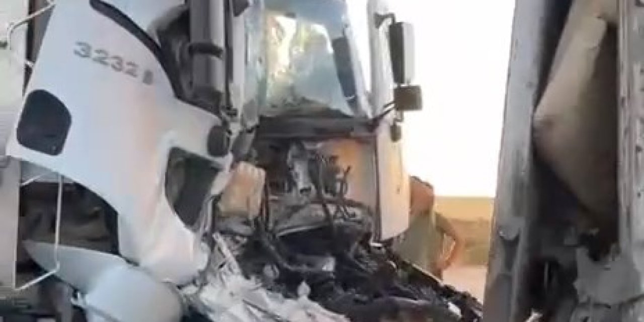 Silivri'de 3 Tır Birbirine Girdi: 1 Yaralı