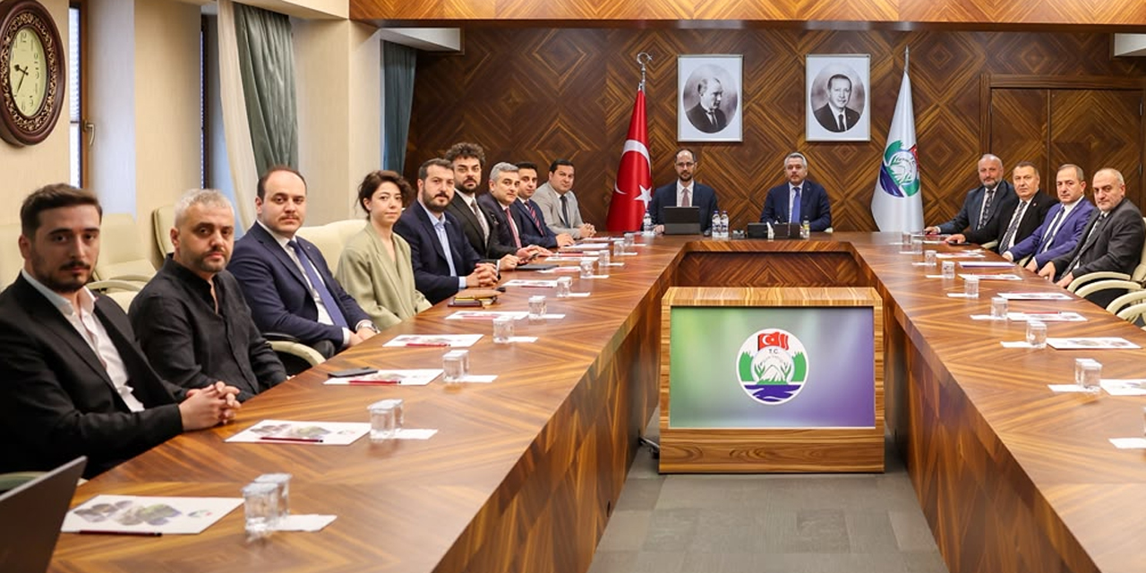 Rize’de Kentsel Dönüşüm Zirvesi: Ardeşen ve Çamlıhemşin için TOKİ düğmeye bastı