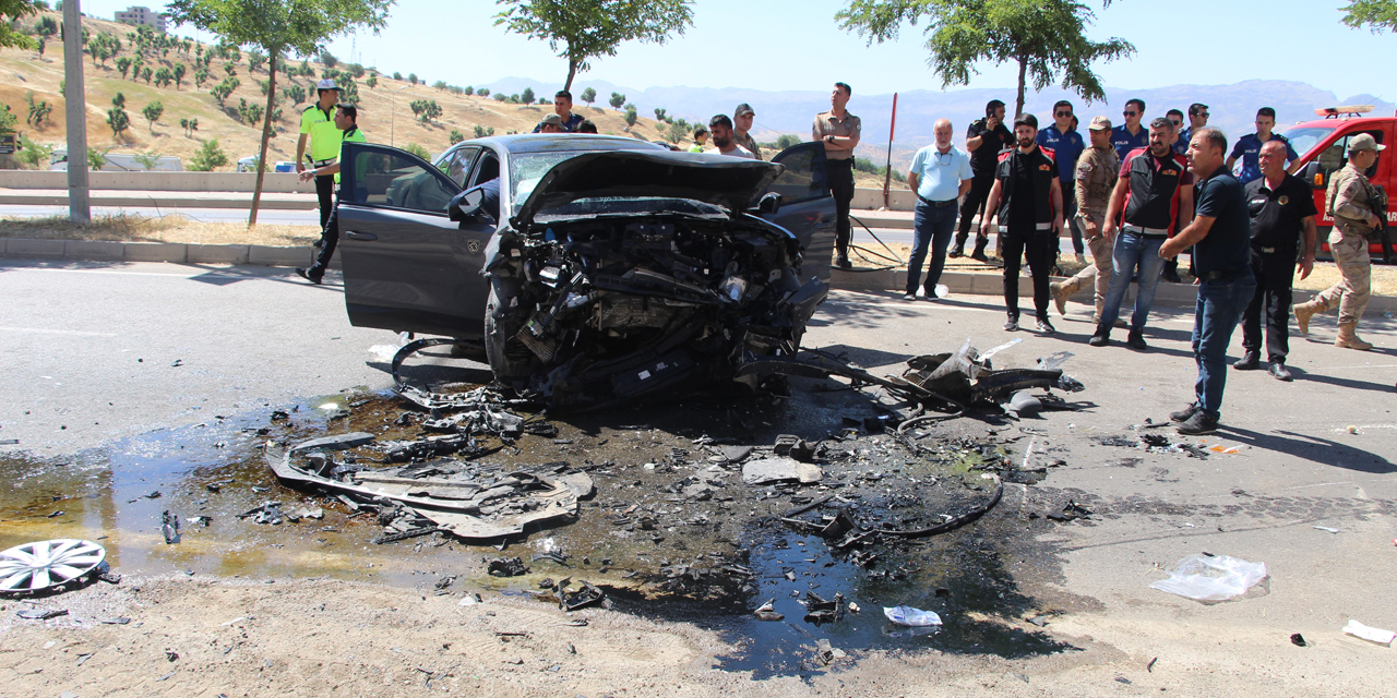 Şırnak'ta feci trafik kazası: Öğretmen hayatını kaybetti, 3 kişi yaralandı
