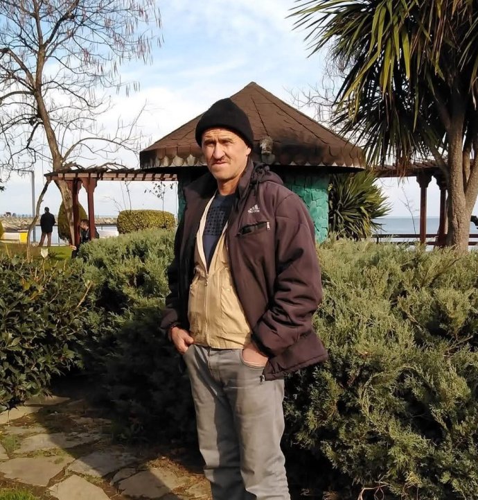 Ordu'da devrilen patpatın sürücüsü hayatını kaybetti