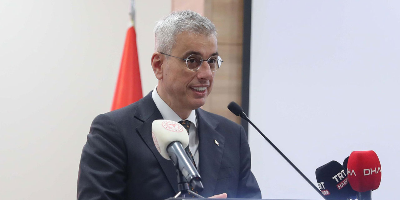 Sağlık Bakanı Memişoğlu: "Türkiye'nin ilk proton kanser tedavi merkezi Başakşehir Çam ve Sakura Şehir Hastanesi'nde kurulacak"