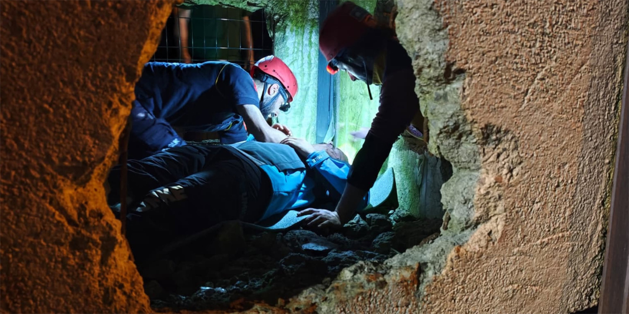 Rize'de UMKE Personeline Hayat Kurtaran Eğitim
