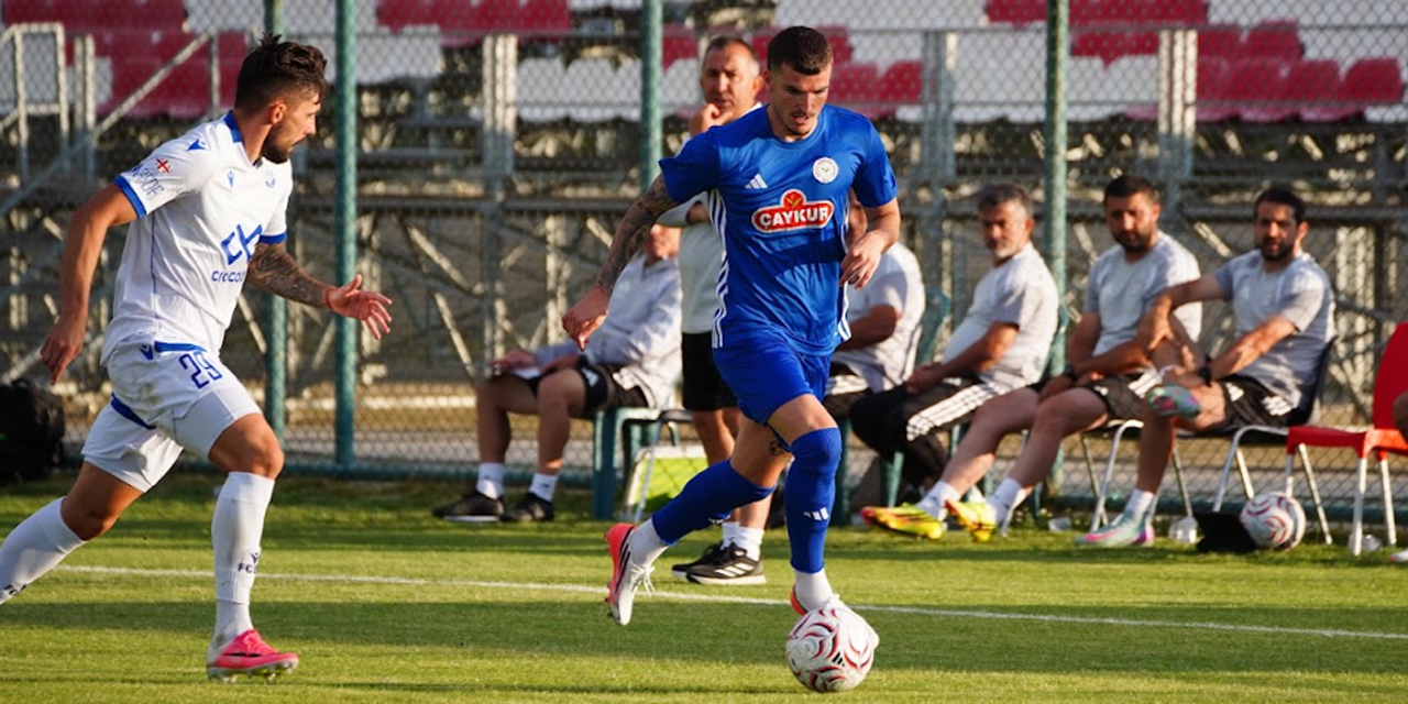 Çaykur Rizespor Hazırlık Maçında Dinamo Batumi'yi 3-0'la Geçti