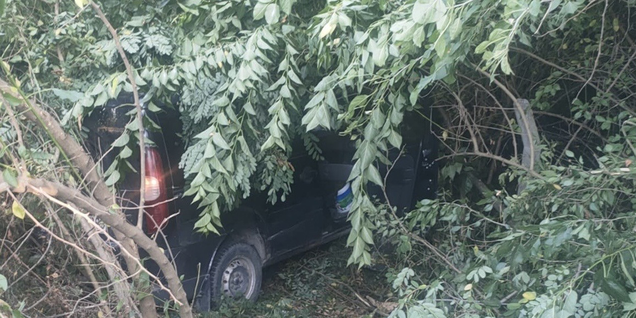 Direksiyon başında kalp krizi geçiren sürücü kaza yaptı, hastanede hayatını kaybetti