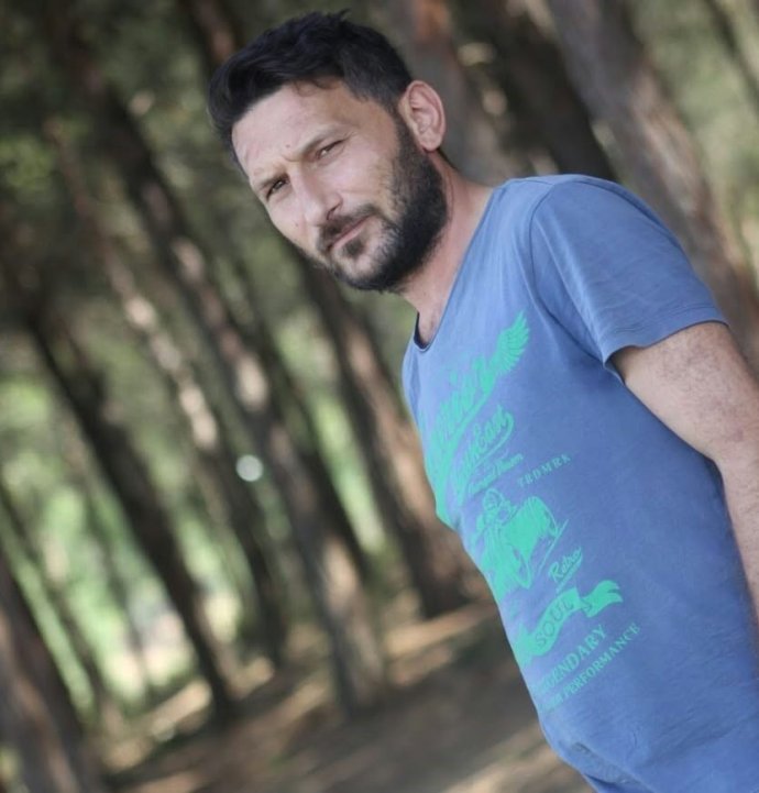 Halı sahada fenalaşan şahıs hayatını kaybetti