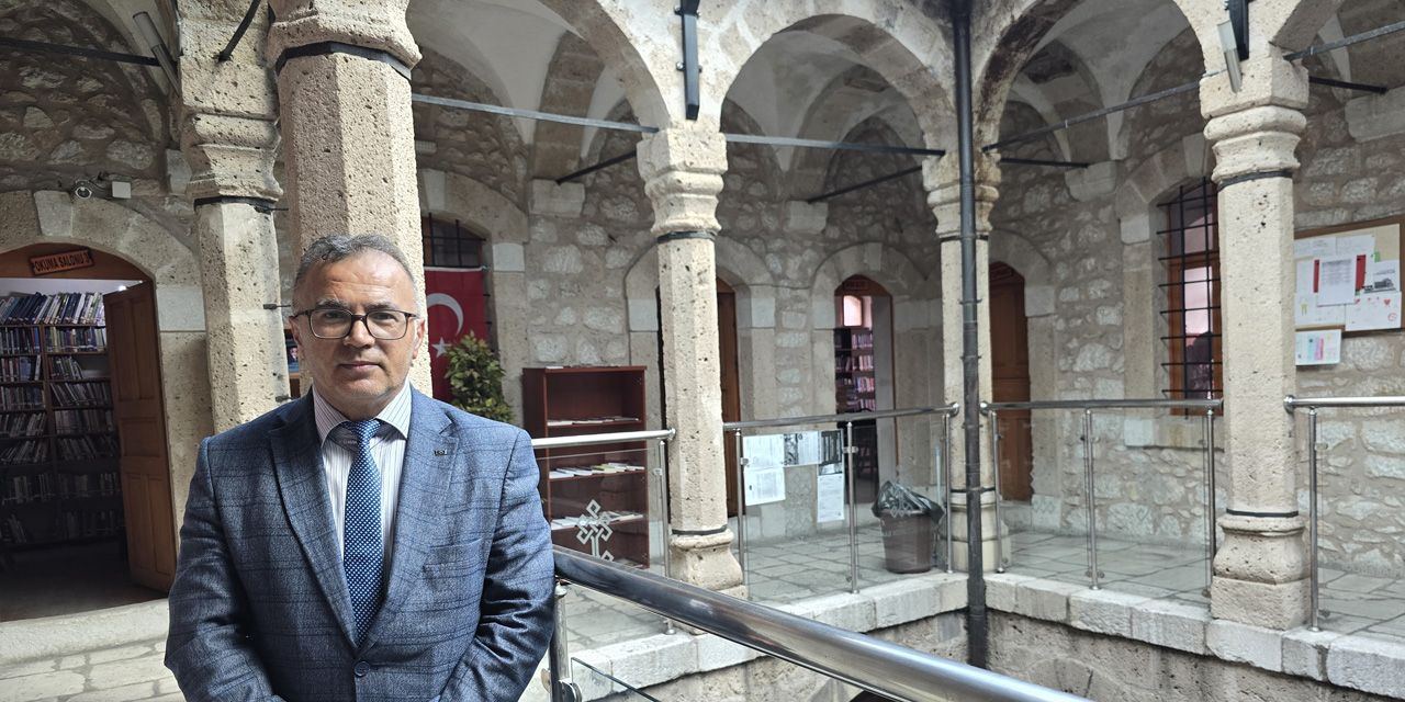 Eskiden cezaeviydi şimdi ise 36 bin kitaplık bir bilgi yuvası