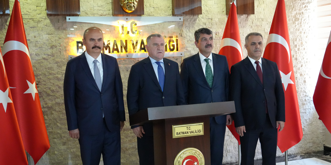 Gençlik ve Spor Bakanı Osman Aşkın Bak Batman'da