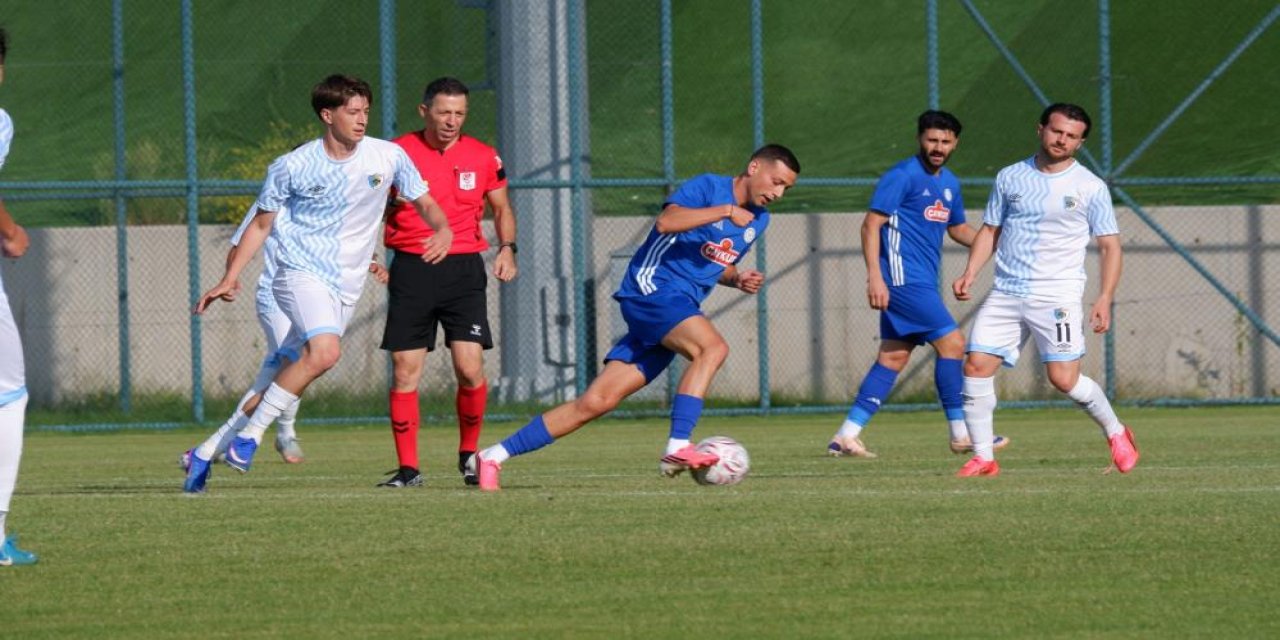 Erzurumspor FK ve Çaykur Rizespor hazırlık maçında 0-0 berabere kaldı