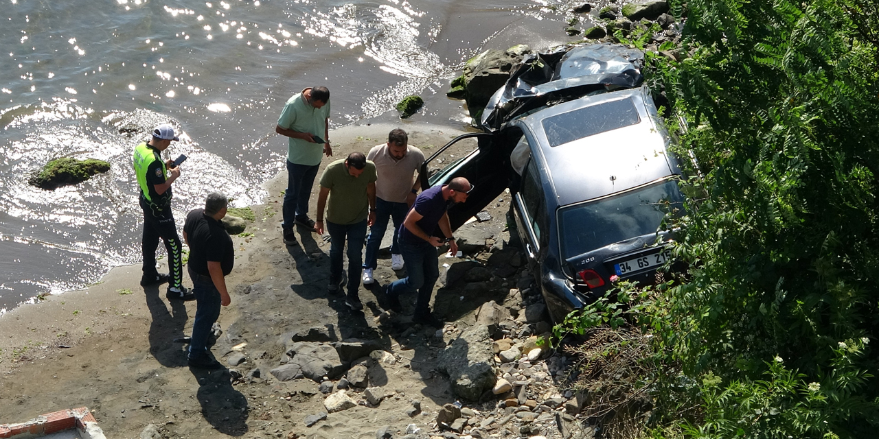 Ordu'da otomobil 30 metreden deniz kıyısına uçtu: "Uçak düşüyor zannettim"