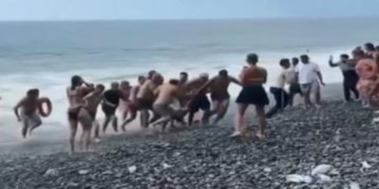 Uyarı Dinlenmedi, Fatura Ağır Oldu; Karadeniz’de Can Pazarı! Aynı Gün, İki İlçede 5 Boğulma Vakası: 1 Kişinin Durumu Ağır