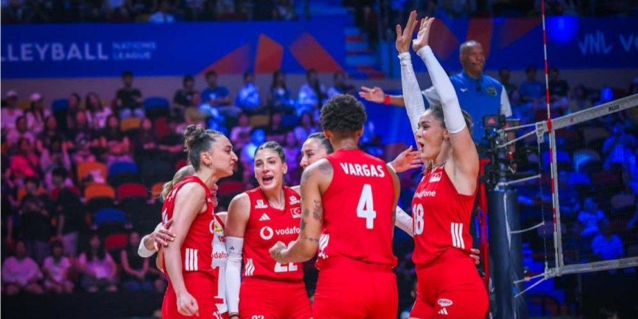 A Milli Kadın Voleybol Takımı, Milletler Ligi'nde şampiyon oldu