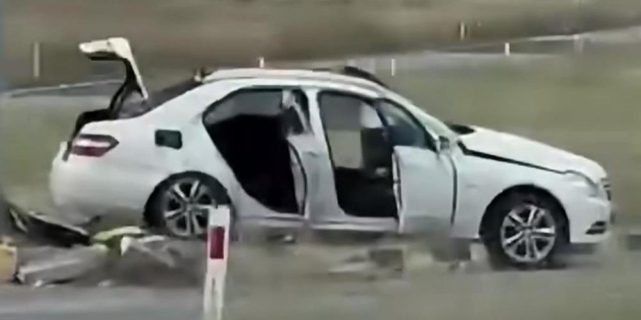 Kamyon ile otomobil çarpıştı: 3 ölü, 2 yaralı