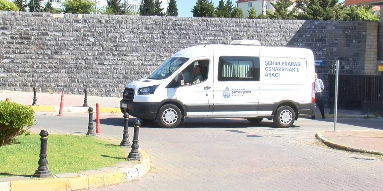 İett Otobüsüne Çarpan Motosikletteki Hamile Kadının Ölümü: Sosyal Medyada Paylaştığı Fotoğraf Hüzünlendirdi