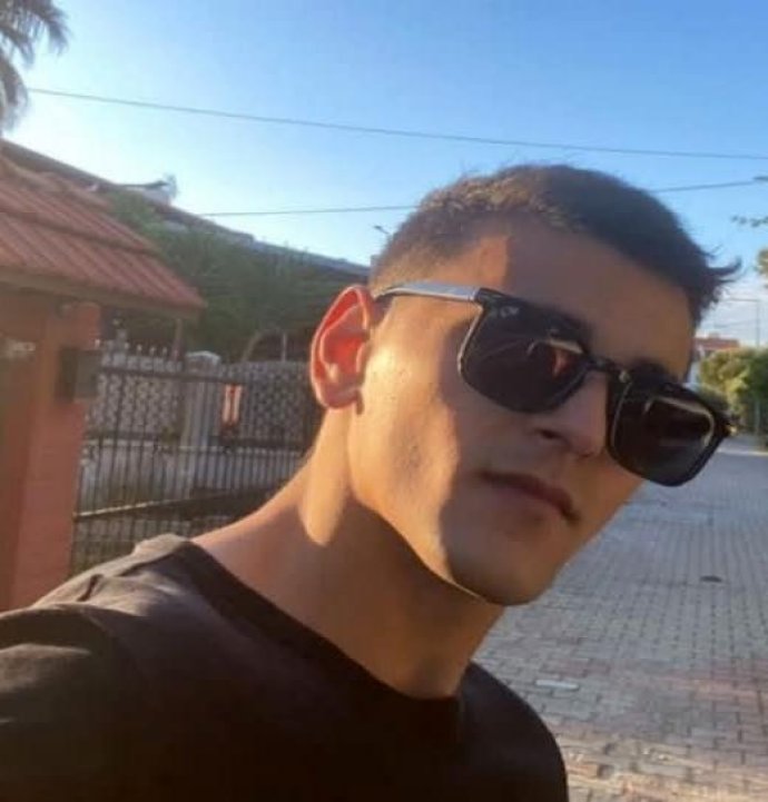 Otomobilin çarptığı üniversite öğrencisi hayatını kaybetti