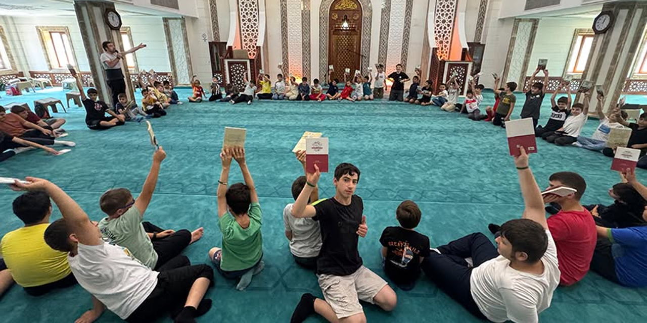 Rize'de Kur'an Kursu Öğrencilerine 1053 Bisiklet Müjdesi