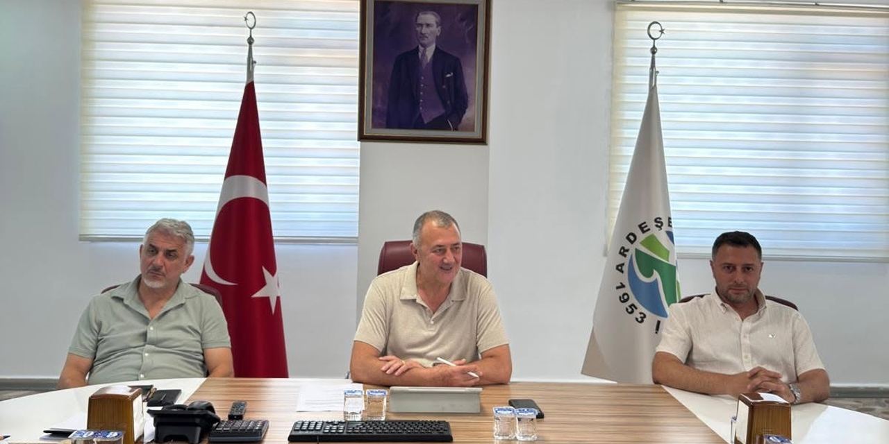 Başkan Atagün Birim Amirleriyle Buluştu: Hedef Daha Yaşanabilir Bir Ardeşen