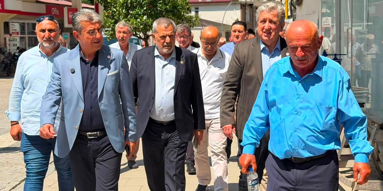 Yeni Parti Rize'de Sahaya İndi: Aynı İnançla Omuz Omuza Yürüyeceğiz