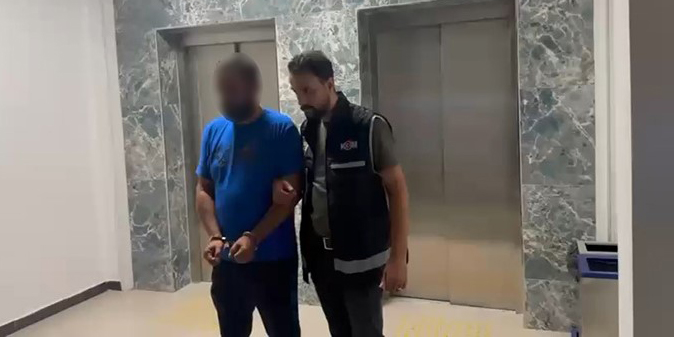 Fenerbahçe otobüsüne yönelik silahlı saldırı soruşturmasında 5 şüpheliye operasyon