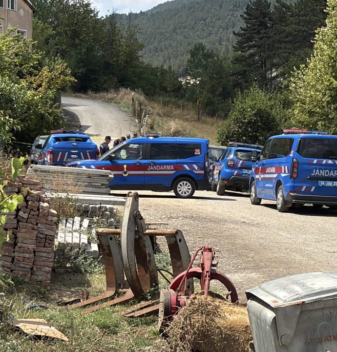 Bolu’da arazi anlaşmazlığında kan aktı: Baba ve oğlu öldü
