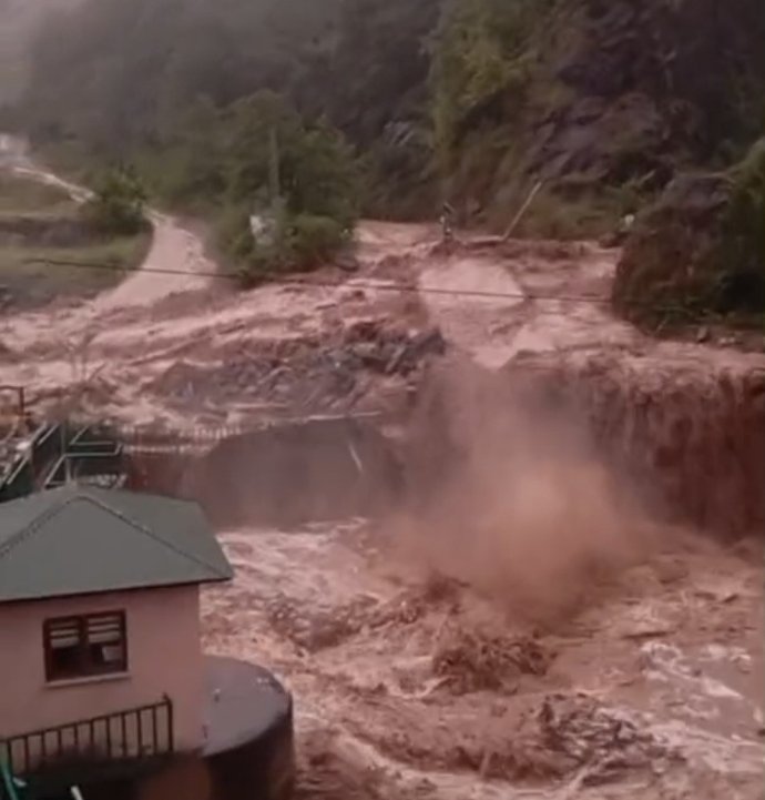 Giresun'da şiddetli yağış etkili oldu