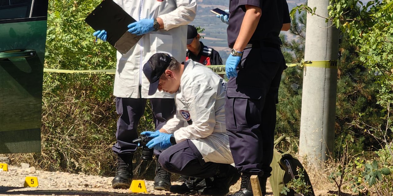 Tartıştığı Yeğenini 13 El Ateş Edip Öldürdü