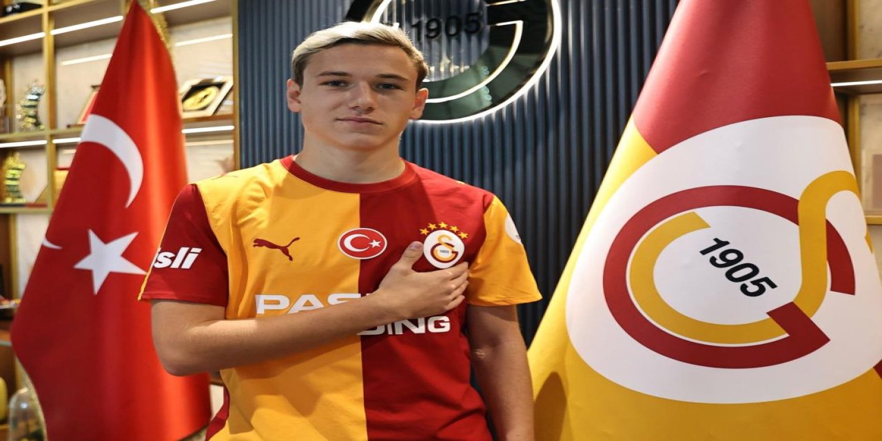 Galatasaray, Aleksey Batrakov ile 5 yıllık sözleşme imzaladı