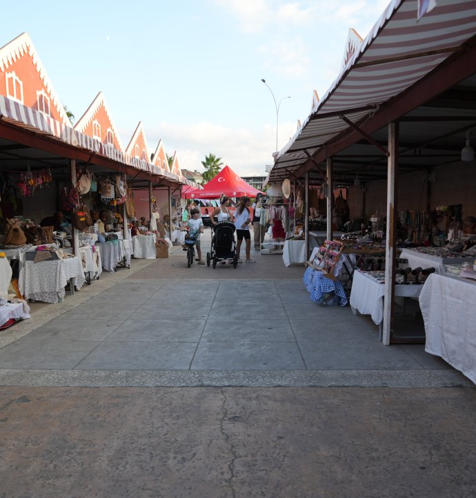 Kadın Emeği Festivali’nde el emeği ürünlere yoğun ilgi