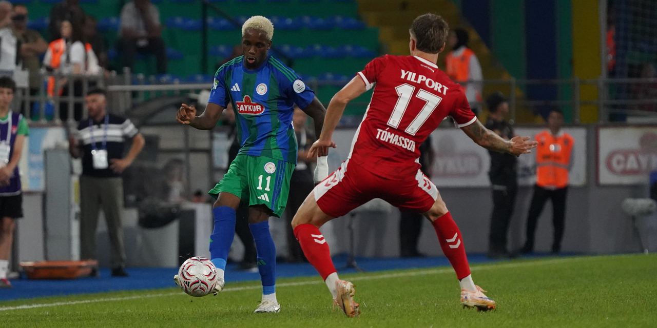 Çaykur Rizespor evindeki ilk maçta Samsunspor'a 2-0 yenildi