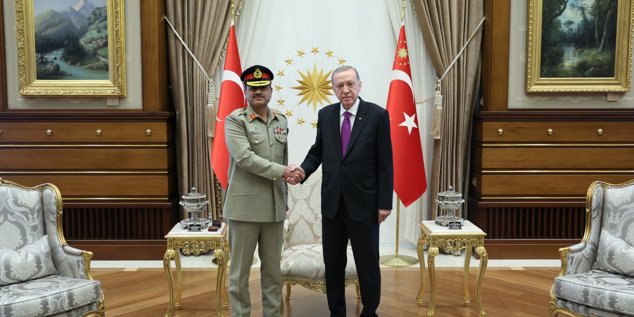 Cumhurbaşkanı Erdoğan, Pakistan Kara Kuvvetleri Komutanı'nı Kabul Etti