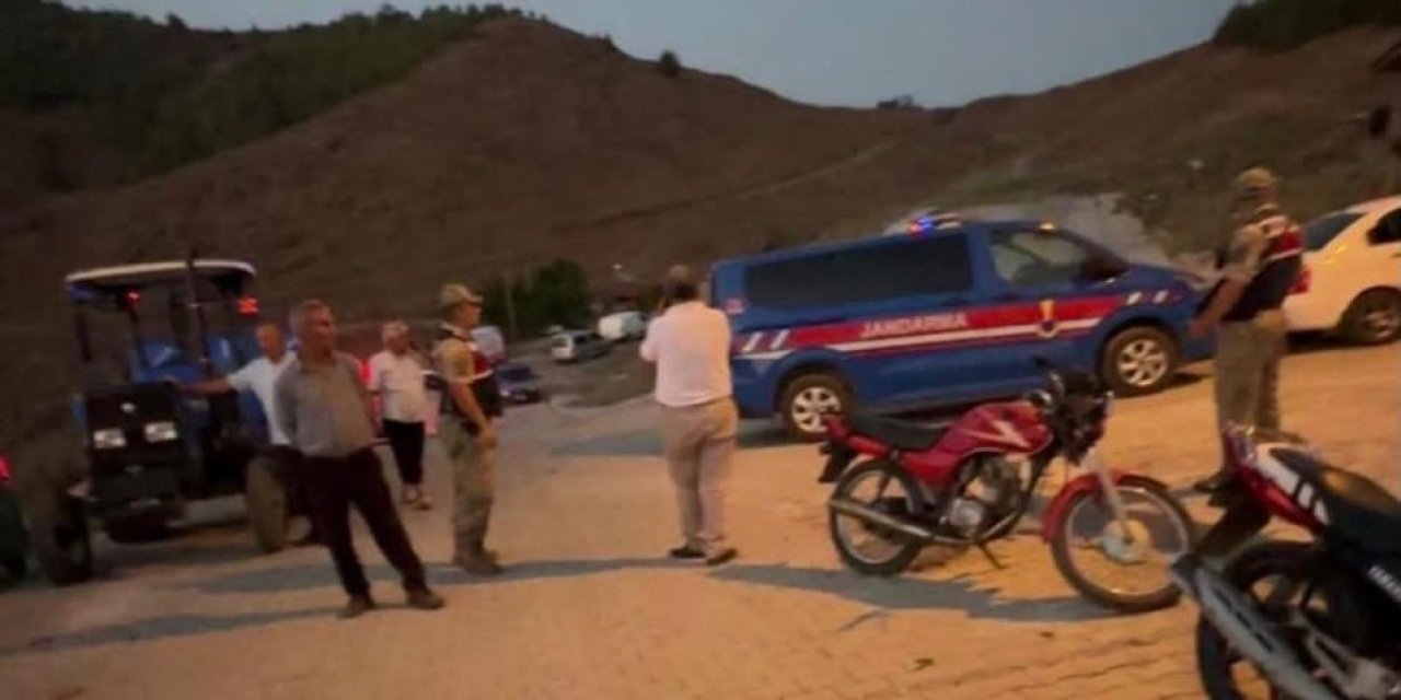 Yola Taş Atma Tartışması Kanlı Bitti: Tartıştığı Baba ve Oğlunu Vurup İntihar Etti