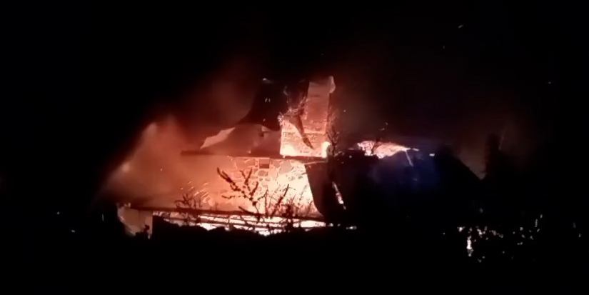 Pokut Yaylası’nda çıkan yangında 1 işletme kül oldu