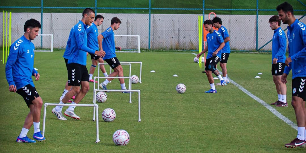 Pazarspor Rize'de Sahaya İndi: Hedef Galata Maçı