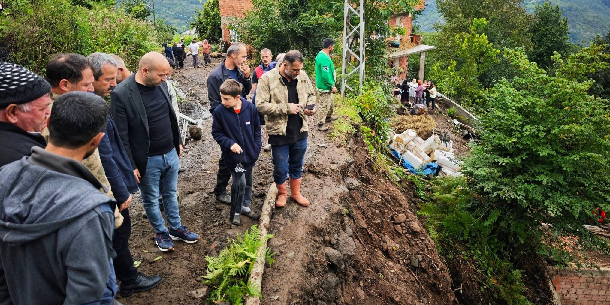 Ordu'da heyelan: Ahırdaki 5 büyükbaş telef oldu