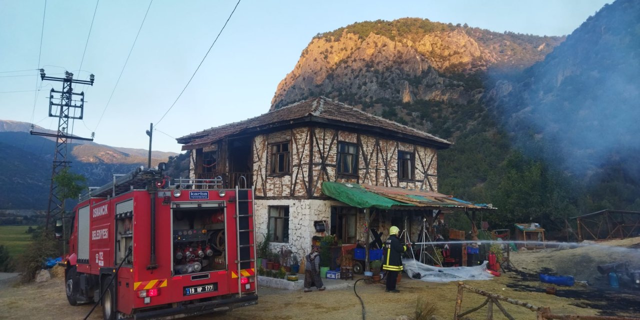 Film Çekilen Köyde Yangın