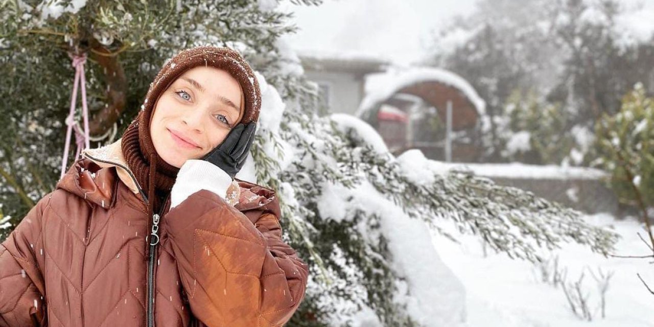 Kazada Ölen Meryem Büşra Ve Karnındaki Bebeği İçin Ayrı Ayrı Cenaze Namazı Kılındı