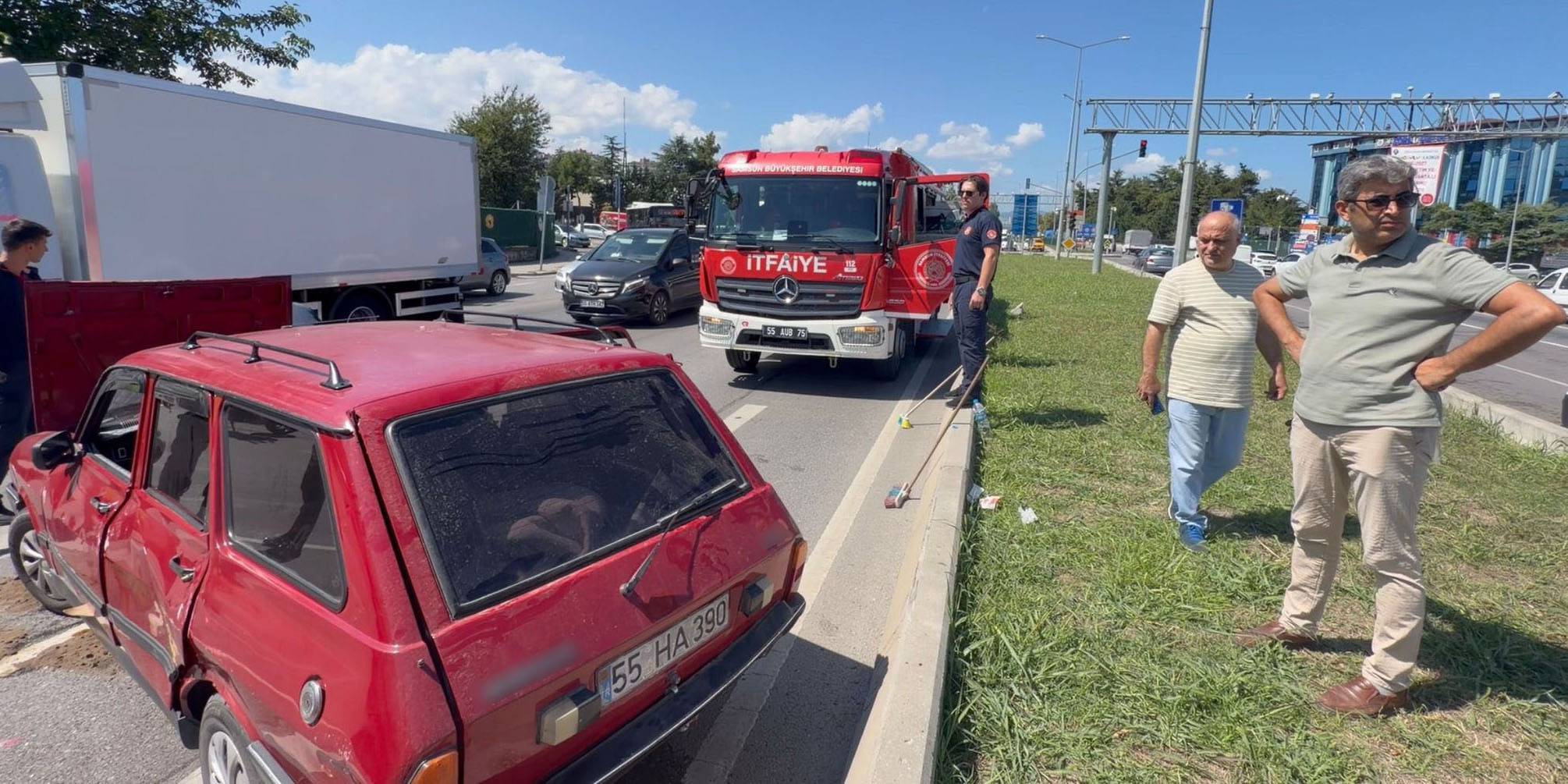 Samsun’da araçlar çarpıştı: 2’si çocuk 3 yaralı